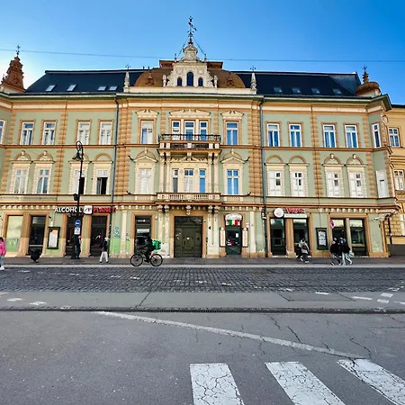 Hlavna With Parking * Kassa